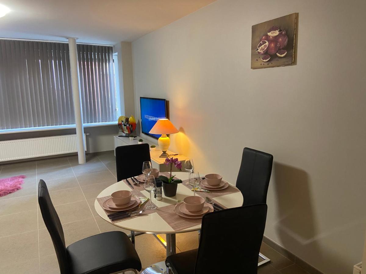 Moderne Appartement Aan Zee Ostende Exterior foto